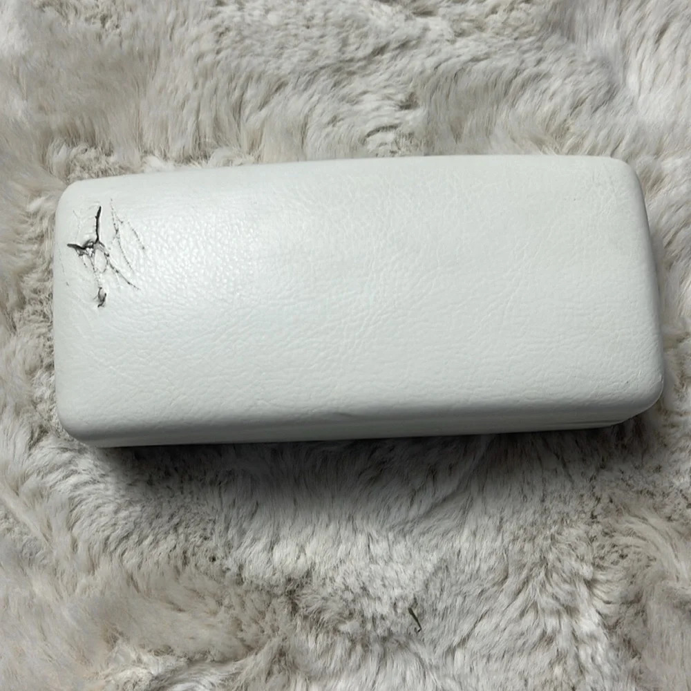 Versace Glasses Case - Picture 4 of 11